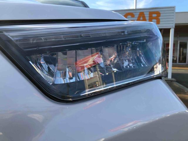 ロッキープレミアムＧ　ＨＥＶ　２ＷＤ　走行距離１５６１ｋｍ２ＷＤ　ハイブリッド車　スマートアシスト　電動パーキングブレーキ　運転席助手席シートヒーター　本革巻ステアリングホイール　１７インチアルミホイール（山形県）の中古車