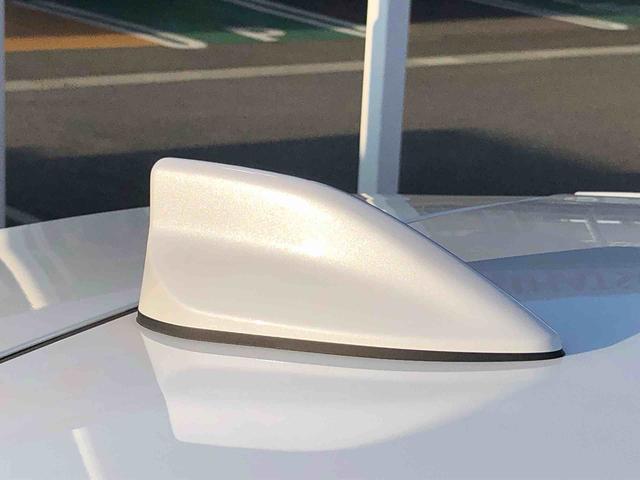 ロッキープレミアムＧ　ＨＥＶ　２ＷＤ　走行距離１５６１ｋｍ２ＷＤ　ハイブリッド車　スマートアシスト　電動パーキングブレーキ　運転席助手席シートヒーター　本革巻ステアリングホイール　１７インチアルミホイール（山形県）の中古車