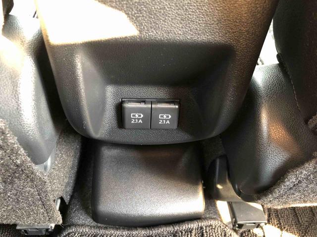 ロッキープレミアムＧ　ＨＥＶ　２ＷＤ　走行距離１５６１ｋｍ２ＷＤ　ハイブリッド車　スマートアシスト　電動パーキングブレーキ　運転席助手席シートヒーター　本革巻ステアリングホイール　１７インチアルミホイール（山形県）の中古車