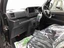 ４ＷＤ　ターボ車　電動格納式カラードドアミラー　トップシェイドガラス　オートエアコン　荷室アクセサリーソケット　両側パワースライドドア　１２インチフルホイールキャップ（山形県）の中古車