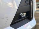 ２ＷＤ　ハイブリッド車　スマートアシスト　電動パーキングブレーキ　運転席助手席シートヒーター　本革巻ステアリングホイール　１７インチアルミホイール（山形県）の中古車