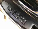 ２ＷＤ　ハイブリッド車　スマートアシスト　電動パーキングブレーキ　運転席助手席シートヒーター　本革巻ステアリングホイール　１７インチアルミホイール（山形県）の中古車