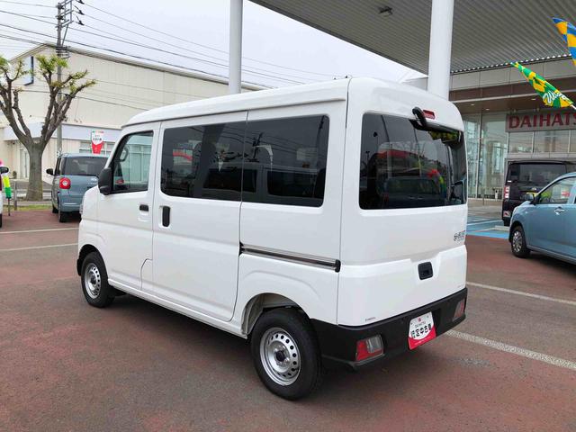 ハイゼットカーゴＤＸ　４ＷＤ　走行距離６０００ｋｍ・ＡＭ／ＦＭラジオ４ＷＤ　スマートアシスト　コーナーセンサー　ＡＭ／ＦＭラジオ　キーレスエントリー　マニュアルエアコン　セパレートシート　１２Ｖ電源（山形県）の中古車
