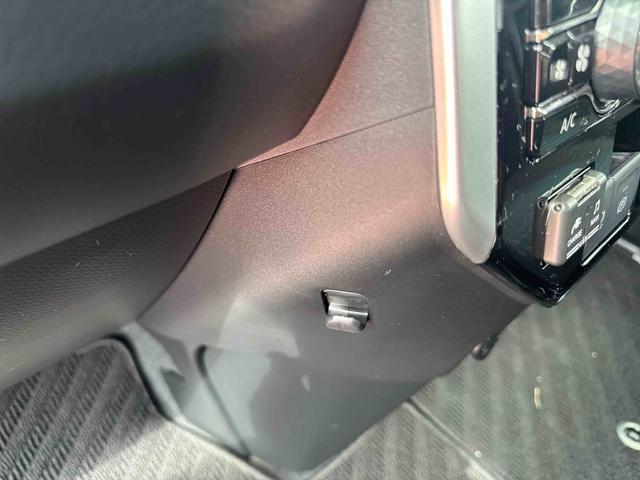 トールカスタムG 4WD 走行距離11486km4WD スマートアシスト 14インチアルミホイール カーナビ 両側パワースライドドア ドライブレコーダー プッシュボタンスタート(山形県)の中古車
