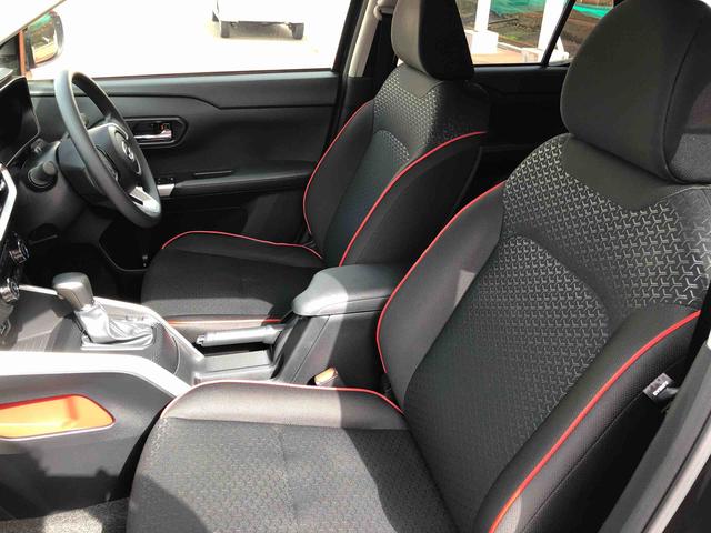 ロッキーX 4WD 走行距離32237km4WD スマートアシスト 16インチアルミホイール ナビ キーフリーシステム LEDヘッドランプ オートエアコン ステアリングスイッチ(山形県)の中古車
