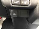 ４ＷＤ　スマートアシスト　キーレスエントリー　オーバーヘッドシェルフ　ＡＭ／ＦＭラジオ　撥水フルファブリックシート表皮　アッパートレイ　ユースフルナット（山形県）の中古車