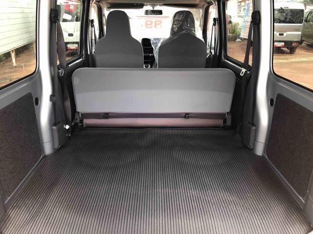 ハイゼットカーゴＤＸ　４ＷＤ　走行距離１２４５７ｋｍ４ＷＤ　マニュアルシフト　ＡＭ／ＦＭラジオ　オーバーヘッドコンソール　マニュアルエアコン　スチールホイール　シガーソケット　スモークガラス（山形県）の中古車