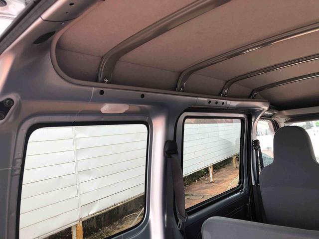 ハイゼットカーゴＤＸ　４ＷＤ　走行距離１２４５７ｋｍ４ＷＤ　マニュアルシフト　ＡＭ／ＦＭラジオ　オーバーヘッドコンソール　マニュアルエアコン　スチールホイール　シガーソケット　スモークガラス（山形県）の中古車