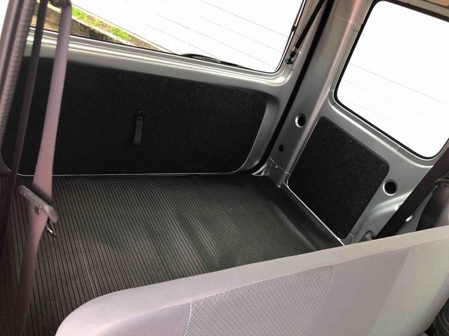 ハイゼットカーゴＤＸ　４ＷＤ　走行距離１２４５７ｋｍ４ＷＤ　マニュアルシフト　ＡＭ／ＦＭラジオ　オーバーヘッドコンソール　マニュアルエアコン　スチールホイール　シガーソケット　スモークガラス（山形県）の中古車