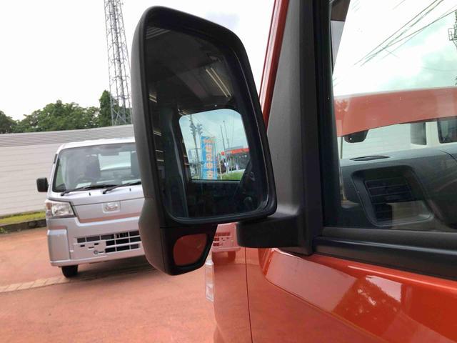 ハイゼットカーゴＤＸ　４ＷＤ　走行距離９０２８ｋｍ４ＷＤ　スマートアシスト　キーレスエントリー　オーバーヘッドシェルフ　アッパートレイ　撥水フルファブリック表皮　ユースフルナット　ＡＭ／ＦＭラジオ（山形県）の中古車