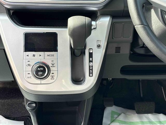 キャストアクティバG SAIII4WD 純正ナビ LEDヘッドランプ/フォグランプ オートエアコン/ライトハイビーム/電動格納ドアミラー DAC TVコントロールキット チルトステアリング 運転席シートリフター(秋田県)の中古車