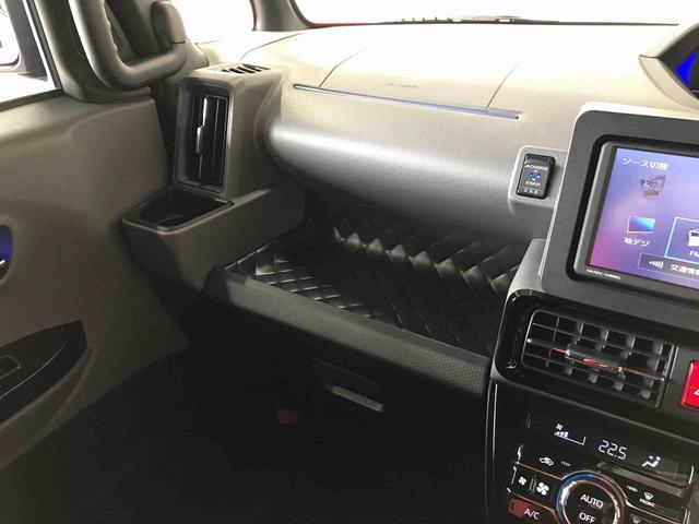 タントカスタムＲＳ４ＷＤ　スマートアシスト（ダイハツ予防安全機能）　クルーズコントロール　純正ナビ／ドライブレコーダー　パノラマモニター　ＥＴＣ　両側パワースライドドア　運転席・助手席シートヒーター（秋田県）の中古車