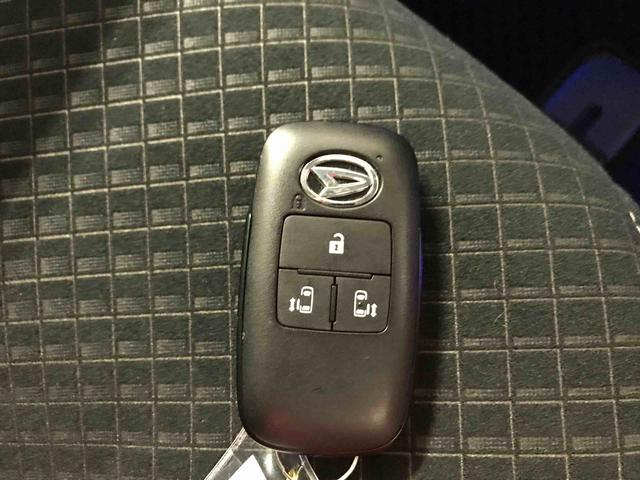 タントカスタムＲＳ４ＷＤ　スマートアシスト（ダイハツ予防安全機能）　クルーズコントロール　純正ナビ／ドライブレコーダー　パノラマモニター　ＥＴＣ　両側パワースライドドア　運転席・助手席シートヒーター（秋田県）の中古車