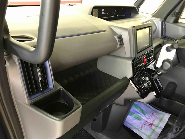 タントカスタムＲＳ４ＷＤ　スマートアシスト（ダイハツ予防安全機能）　クルーズコントロール　純正ナビ／ドライブレコーダー　パノラマモニター　ＥＴＣ　両側パワースライドドア　運転席・助手席シートヒーター（秋田県）の中古車