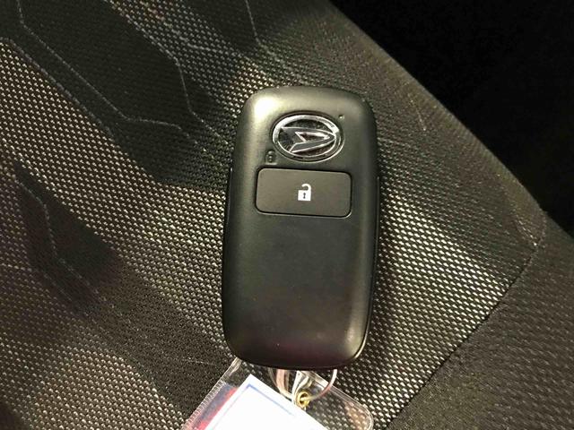 タフトＸ４ＷＤ　オートライト／エアコン　ＬＥＤヘッドランプ　チルトステアリング　アップグレードパック　スマートアシスト（予防安全機能）（秋田県）の中古車