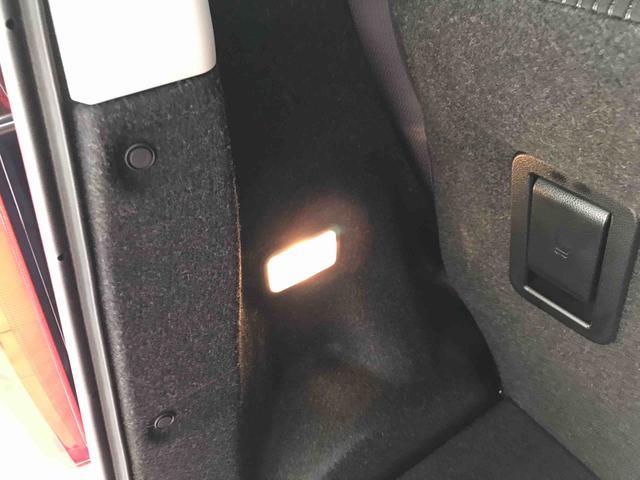 ムーヴＸリミテッドII　ＳＡIII４ＷＤ　オートライト／エアコン　ＬＥＤヘッドライト／フォグランプ　チルトステアリング　運転席シートリフター　運転席シートヒーター　オート電動格納ドアミラー　キーフリーシステム　　純正アルミホイール（秋田県）の中古車