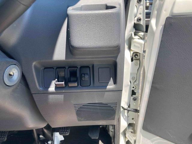 ハイゼットトラックスペシャル４ＷＤ　Ｍ／Ｔ　エアコン無し　パワステ無し（岩手県）の中古車