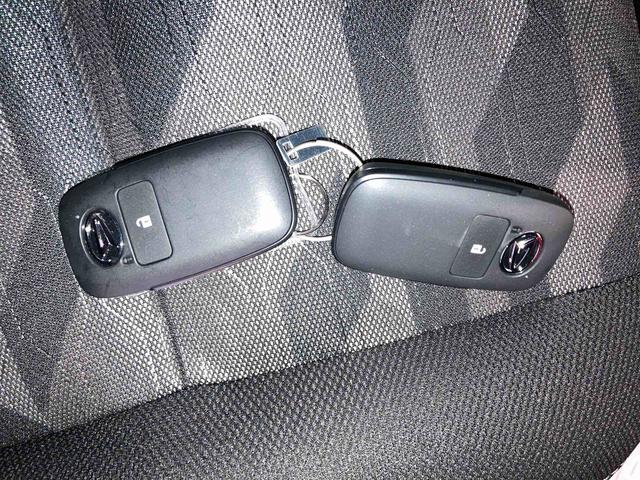 タフトG ダーククロムベンチャーフルタイム4WD スカイルーフ インテリキー エアバック ABS キーフリー アルミホイール(青森県)の中古車