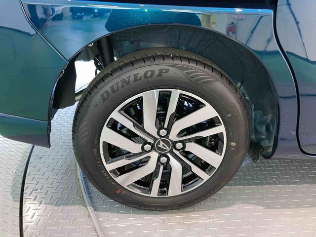 トールカスタムＧオートハイビーム　スマートキー　キーフリー　ＡＢＳ　４ＷＤ　レーンアシスト　ＴＶ　アルミホイール　衝突回避支援ブレーキ機能（青森県）の中古車