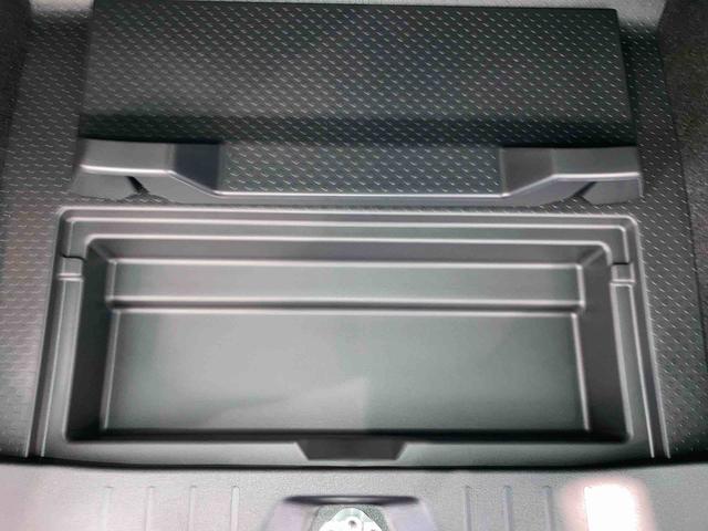 トールカスタムＧオートハイビーム　スマートキー　キーフリー　ＡＢＳ　４ＷＤ　レーンアシスト　ＴＶ　アルミホイール　衝突回避支援ブレーキ機能（青森県）の中古車