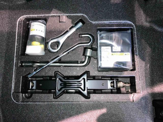 トールカスタムＧオートハイビーム　スマートキー　キーフリー　ＡＢＳ　４ＷＤ　レーンアシスト　ＴＶ　アルミホイール　衝突回避支援ブレーキ機能（青森県）の中古車