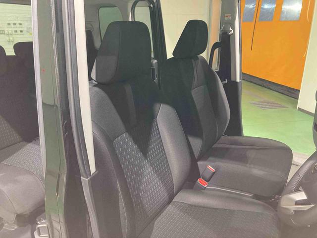 トールカスタムＧスマートキー　キーフリー　ＡＢＳ　４ＷＤ　ナビ　アルミホイール（青森県）の中古車