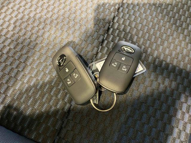 タントカスタムＸ四駆　キーフリー　ＡＢＳ　エアバッグ　アルミホイール　プッシュスタートスマートキー（青森県）の中古車