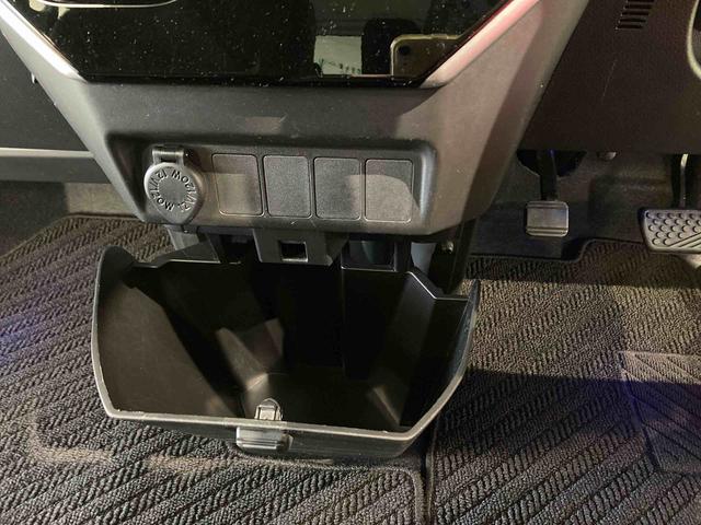 ルーミーカスタムＧナビ　ドラレコ　エンスタ　４ＷＤ　下回り防錆済み　スマートキー　アルミ　エアバッグ　ＡＢＳ（青森県）の中古車