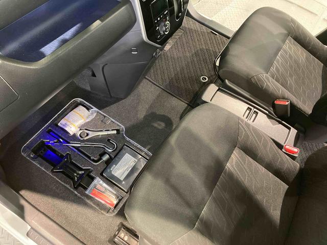 ルーミーカスタムＧナビ　ドラレコ　エンスタ　４ＷＤ　下回り防錆済み　スマートキー　アルミ　エアバッグ　ＡＢＳ（青森県）の中古車