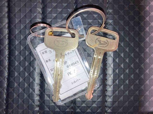 ハイゼットトラックスタンダード下回防錆済み　パートタイム４ＷＤ　オートエアコン　エアバック　パワステ　ＡＢＳ（青森県）の中古車