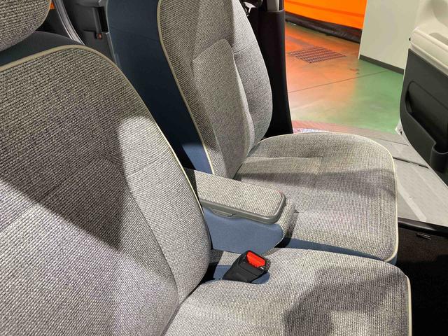 ムーヴキャンバスストライプスＧナビ　下回り防錆済み　両側スライドドア　スマートキー　４ＷＤ　エアバッグ　ＡＢＳ（青森県）の中古車