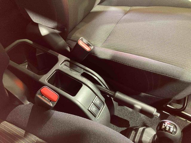 ジムニーＸＣナビ　下回り防錆済み　Ｓキー　オ−トエアコン　４ＷＤ　キーレス　スタートシステム　パワーウィンドウ　ＡＢＳ　アルミ　ターボ（青森県）の中古車