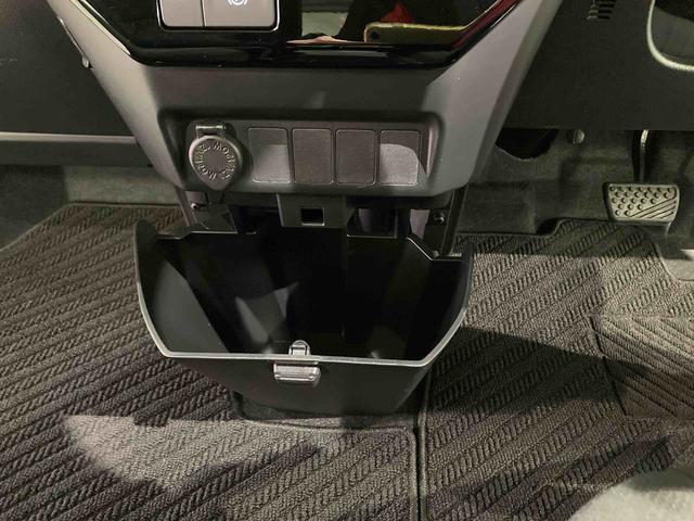 トールカスタムＧディスプレイオーディオ　下回り防錆済み　４ＷＤ　キーフリー　スマートキー　エアバッグ　ＡＢＳ　アルミ（青森県）の中古車