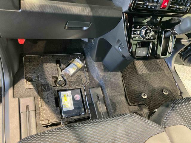 タントカスタムRSナビ 下回り防錆済み 前席シートヒーター ターボ 4WD アルミ スマートキ− ABS キーフリー エアバッグ(青森県)の中古車