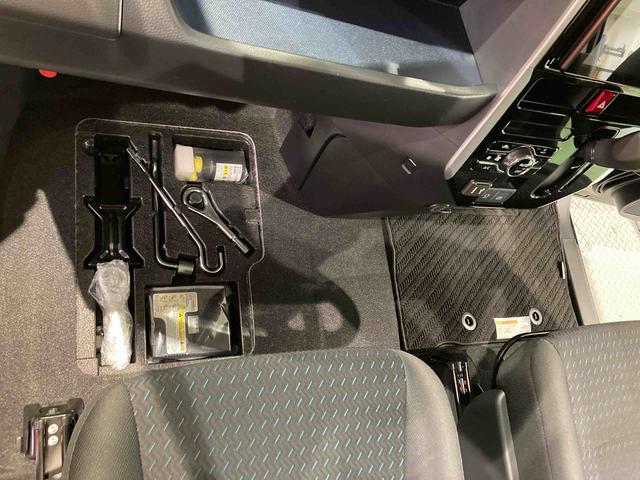 トールカスタムＧディスプレイオーディオ　下回り防錆済み　アルミ　４ＷＤ　キーフリー　ＡＢＳ　エアバッグ　スマートキー（青森県）の中古車