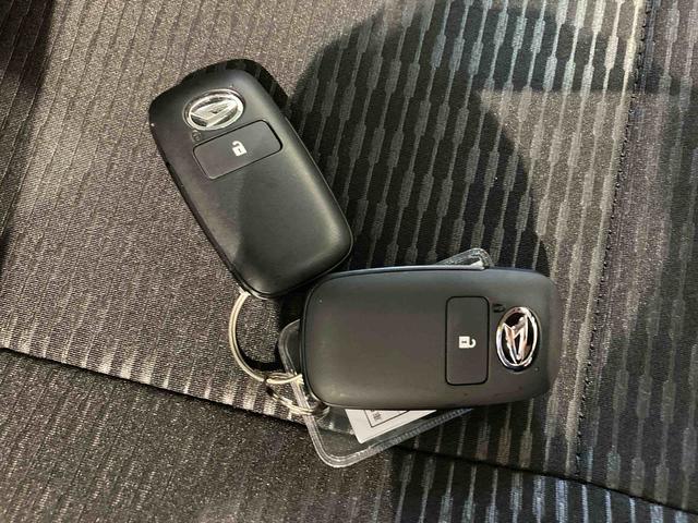 ハイゼットカーゴクルーズ下回り防錆済み オーバーヘッドシェルフ パワーウィンドウ キーレス 4WD エアバッグ ABS スマートキ−(青森県)の中古車