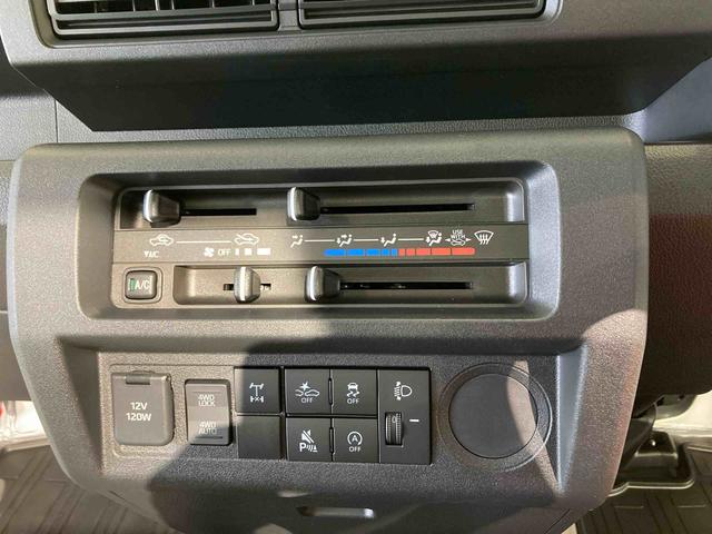 ハイゼットトラックスタンダード　農用スペシャル下回り防錆済み　作業灯　４ＷＤ　パワーステアリング　エアバッグ　エアコン　ＡＢＳ（青森県）の中古車