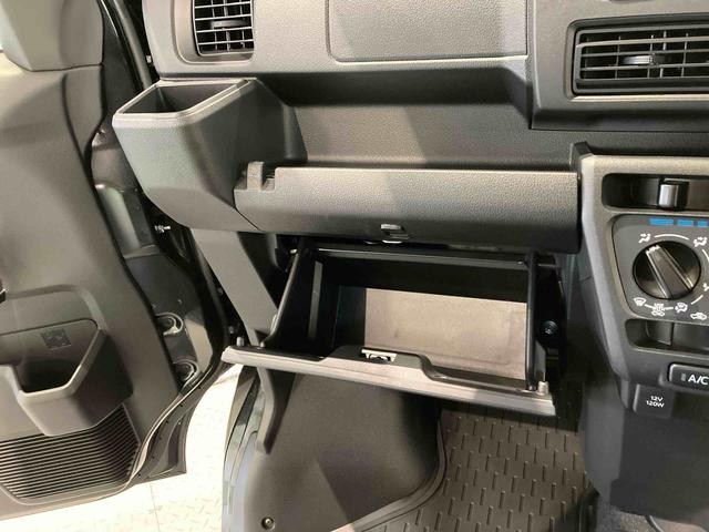ハイゼットカーゴクルーズ下回り防錆済み　オーバーヘッドシェルフ　パワーウィンドウ　４ＷＤ　キーレス　ＡＢＳ　エアバッグ　スマートキー　プッシュスタート　衝突被害軽減システム　オートマチックハイビーム　レーンアシスト（青森県）の中古車