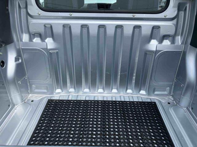 ハイゼットカーゴデッキバンＬ４ＷＤ：販売は福島県内にお住まいで，現車確認のできるお客様に限らせて頂きます（福島県）の中古車