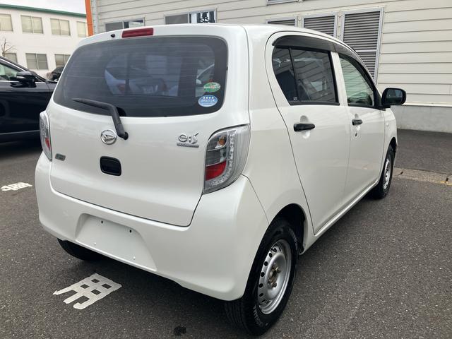 ミライースLf4WD(福島県)の中古車