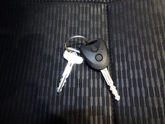 ハイゼットカーゴDX4WD CVT リアヒーター スマートアシスト Wエアバッグ ABS パワーステアリング パワーウィンドウ キーレスエントリー 衝突回避支援ブレーキスマートアシスト マッドフラップ AM FMラジオ(岩手県)の中古車