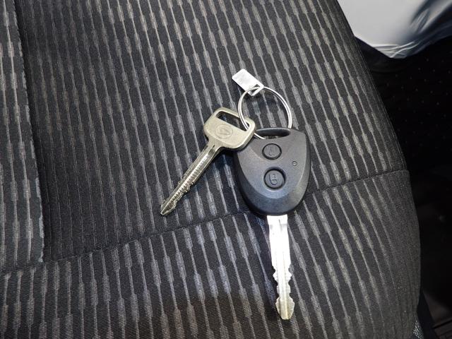 ハイゼットカーゴＤＸＣＶＴ　４ＷＤ　リアヒーター　スマートアシスト　キーレス　フロントパワーウインドウ　両側スライドドア　ＶＳＣ　ＴＲＣ　ヒルホールド　エコアイドル　ＡＭ／ＦＭラジオ（岩手県）の中古車