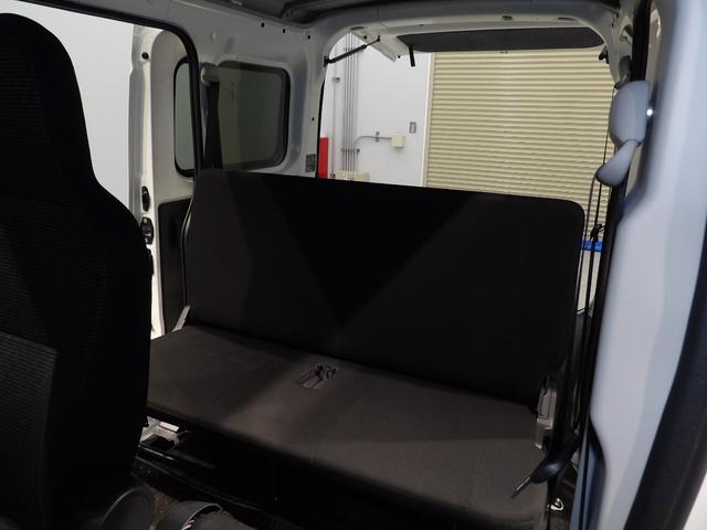 ハイゼットカーゴＤＸＣＶＴ　４ＷＤ　ＥＴＣ　スマートアシスト　キーレスエントリー　エコアイドル　集中ドアロック　フロントドアパワーウィンドウ　オーバーヘッドシェルフ　マッドフラップ（岩手県）の中古車