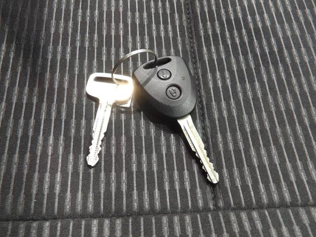 ハイゼットカーゴＤＸＣＶＴ　４ＷＤ　ＥＴＣ　スマートアシスト　キーレスエントリー　エコアイドル　集中ドアロック　フロントドアパワーウィンドウ　オーバーヘッドシェルフ　マッドフラップ（岩手県）の中古車