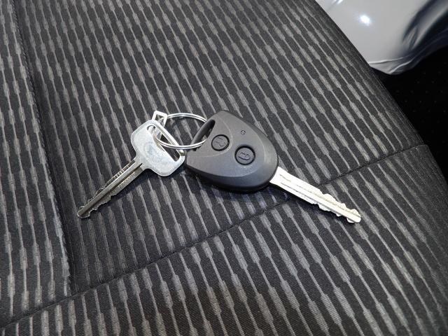 ハイゼットカーゴＤＸパートタイム４ＷＤ　キーレス　リアヒーター　集中ドアロック　キーレスエントリー　ＥＴＣ（岩手県）の中古車