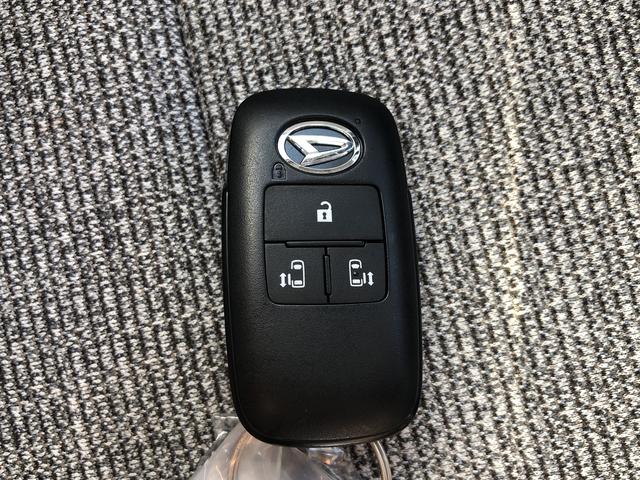 ムーヴキャンバスストライプスＧツートンカラー　ＬＥＤヘッドライト／フォグランプ　コーナーセンサー　両側パワースライドドア　運転席／助手席シートヒーター　禁煙車　記録簿　認定中古車　レーンアシスト　衝突回避支援システム搭載車（島根県）の中古車