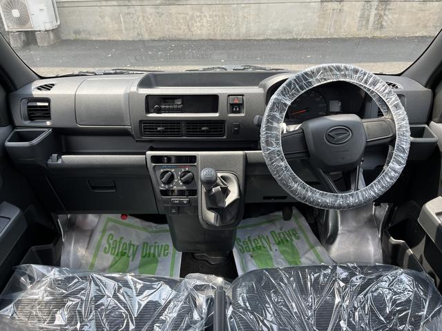 ハイゼットカーゴＤＸ４ＷＤ　　ＭＴ車　クリアランスソナー　ＡＢＳ　禁煙車　記録簿　認定中古車　レーンアシスト　オートマチックハイビーム　衝突回避支援システム搭載車（島根県）の中古車