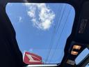 ＬＥＤヘッドライト　ガラスルーフ　クリアランスソナー　運転席／助手席シートヒーター　記録簿　禁煙車　認定中古車　レーンアシスト　オートマチックハイビーム　衝突回避支援システム搭載車（島根県）の中古車