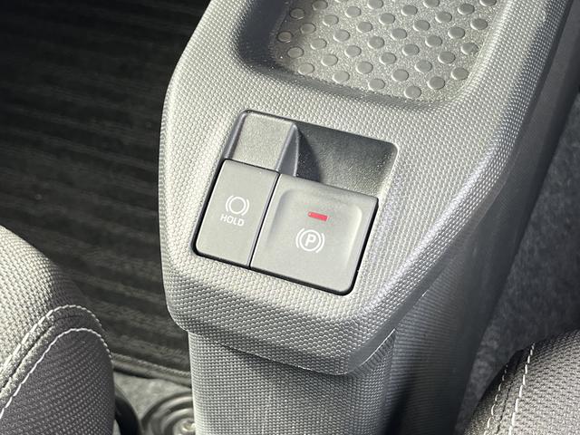 タフトG クロムベンチャーLEDヘッドライト/フォグランプ コーナーセンサー ガラスルーフ 運転席/助手席シートヒーター 禁煙車 記録簿 認定中古車 レーンアシスト オートマチックハイビーム 衝突回避支援システム搭載車(島根県)の中古車