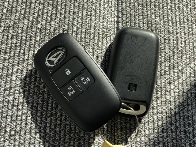 ムーヴキャンバスストライプスＧＬＥＤヘッドライト　前後コーナーセンサー　両側電動スライドドア（島根県）の中古車